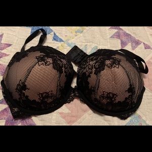 Torrid 40DD bra black lace worn twice